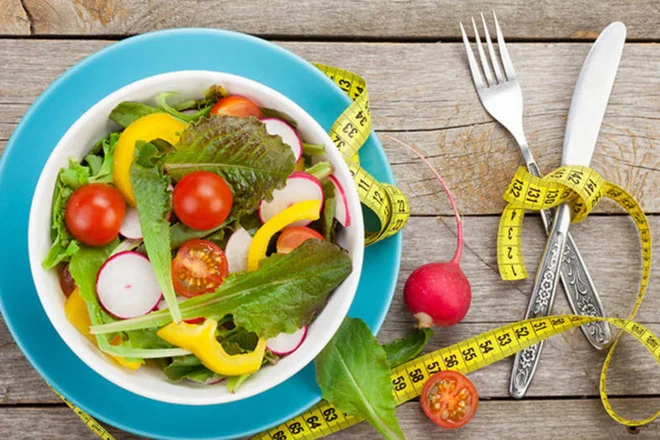 Prato de salada (Thinkstock)