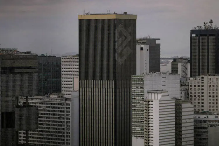 
	Pr&eacute;dio do Banco do Brasil no Rio de Janeiro: novas taxas entram em vigor no dia 18 de maio
 (Dado Galdieri/Bloomberg)