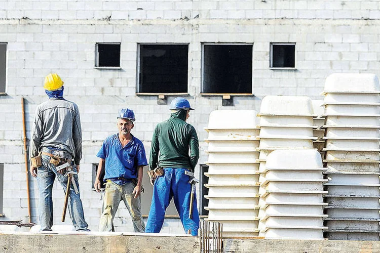 
	Pr&eacute;dio em obras: falhas na capacita&ccedil;&atilde;o dificultam a ado&ccedil;&atilde;o de novas tecnologias
 (Alexandre Battibugli / EXAME)
