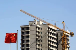 Imagem referente à matéria: Gigante imobiliário chinês adia pagamento de dívida e relembra caso Evergrande