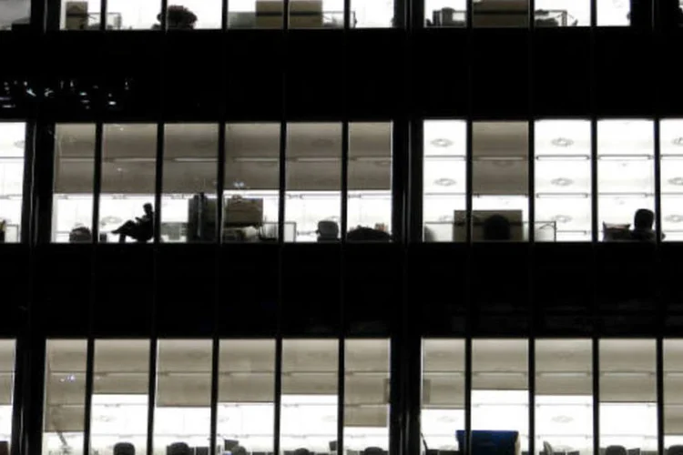 Escritórios vazios:  no Reino Unido, empregados perdem uma média de 9,1 dias de trabalho ao ano por motivo de doença ou faltas não autorizadas previamente (Stock.Xchange)