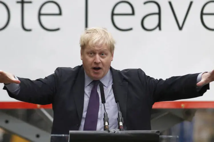 
	Boris Johnson: &quot;Temos que aplicar a vontade do povo e deixar a Uni&atilde;o Europeia&quot;
 (Peter Nicholls / Reuters)