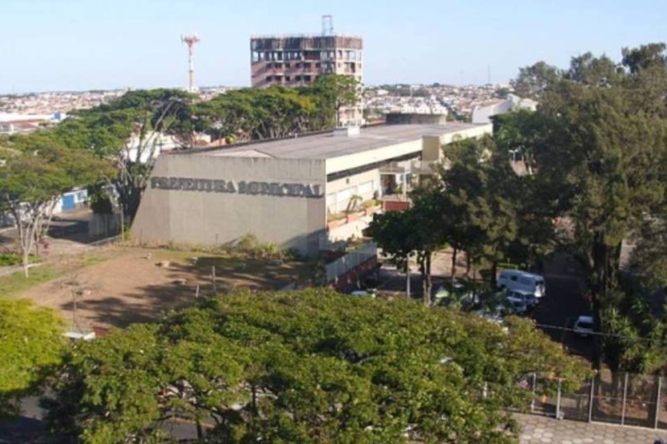 Vereadores de Franca (SP) pedem cassação do prefeito