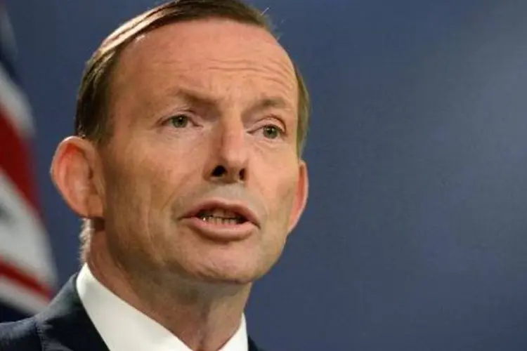
	Ex-premi&ecirc; da Austr&aacute;lia, Tony Abbott: &quot;N&atilde;o podemos ficar em nega&ccedil;&atilde;o a respeito do gigantesco problema dentro do isl&atilde;&quot;
 (Saeed Khan/AFP)