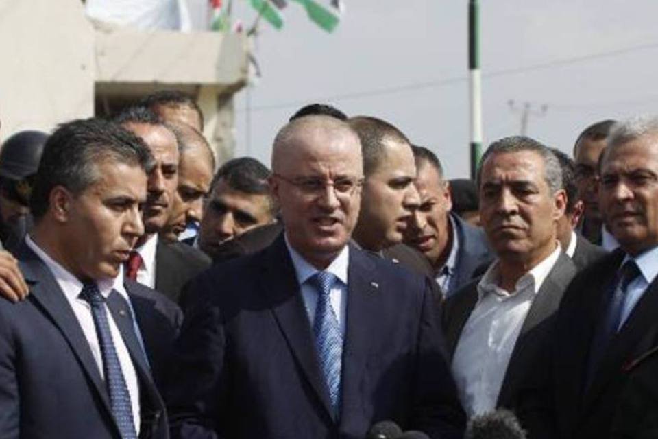 Governo de unidade palestino se reúne pela 1ª vez em Gaza