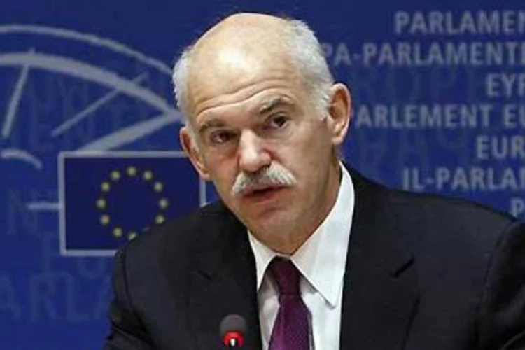 O primeiro-ministro do país, George Papandreou: Grécia tem dado os passos certos para conter a crise (.)