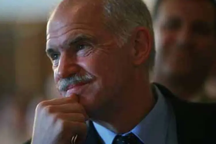 O primeiro-ministro da Grécia, Giorgos Papandreou: governo vai reduzir de 24% para 20% o tributo sobre o lucro de empresas para estimular a economia (Wikimedia Commons)