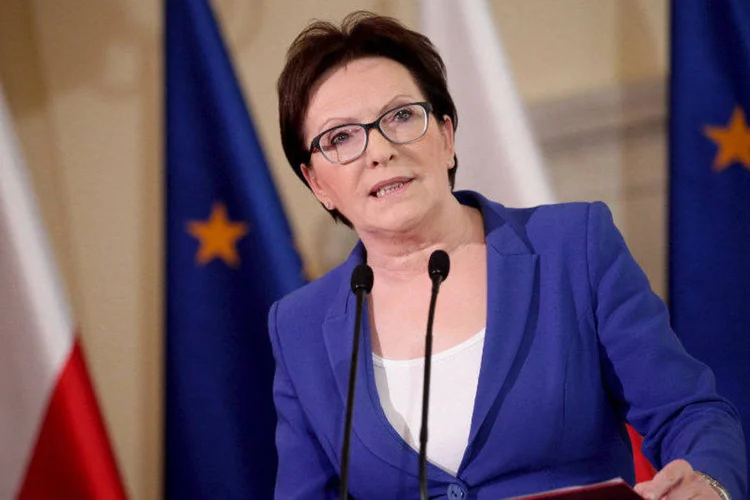 A premiê polonesa, Ewa Kopacz: ela divulgou a saída dos titulares das pastas de Fazenda, Esporte e Saúde, além da do presidente do parlamento (Slawomir Kaminski/Agencja Gazeta/Reuters)