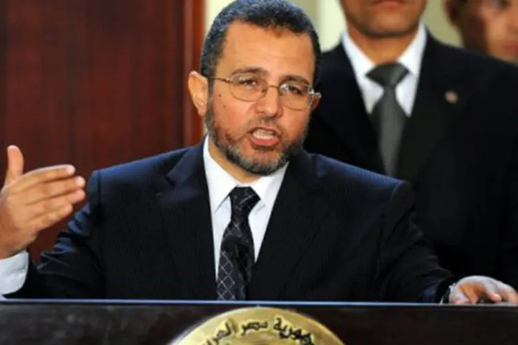 O primeiro-ministro egípcio participa de uma coletiva de imprensa: O movimento convocou "manifestações pacíficas para sexta-feira ante as principais mesquitas do Egito" (©AFP / -)