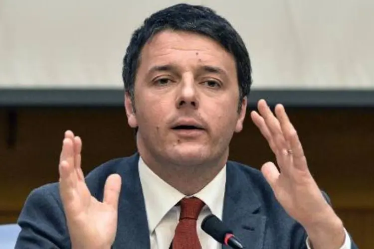 Primeiro-ministro italiano discursa no Parlamento: jovens ativos de 15-24 anos são os mais afetados pelo desemprego na Itália, onde o desemprego cresce 43,9% (Andreas Solaro/AFP)