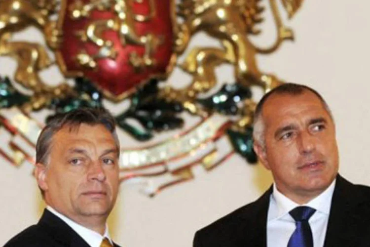 O primeiro-ministro da Hungria, Viktor Orban, e a autoridade búlgara, Boyko Borisov (Dimitar Dilkoff/AFP)