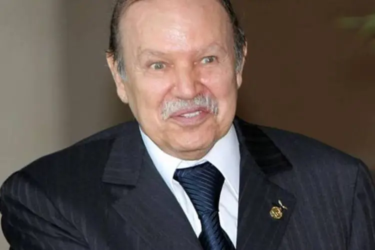 
	Abdelaziz Bouteflika, presidente da Arg&eacute;lia: ministro explicou que os sequestradores, menos de 20 no total, segundo relatou, pediram para deixar o pa&iacute;s com um grupo de ref&eacute;ns
 (Koichi Kamoshida/Getty Images)