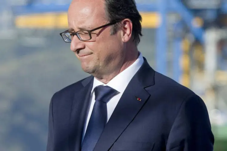 
	Fran&ccedil;ois Hollande: &ldquo;uma grande alian&ccedil;a &eacute; necess&aacute;ria, mas vamos ser claros. Assad n&atilde;o &eacute; um parceiro na luta contra o terrorismo&rdquo;
 (Alain Jocard/Reuters)