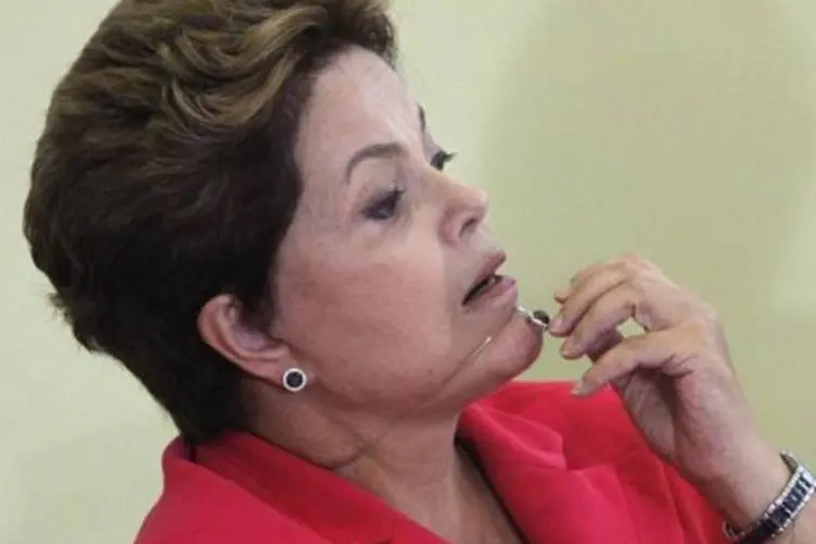 Presidente Dilma Rousseff participa de almoço de lançamento do programa Brasil Carinhoso no Palácio do Planalto em Brasília (Ueslei Marcelino/Reuters)