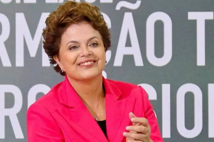 Segundo o ministro, Dilma está "despachando, inclusive, aos sábados e domingos no Palácio do Planalto" (Roberto Stuckert Filho/PR)