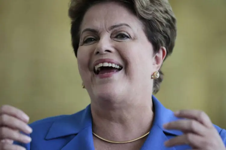 
	Presidente e candidata &agrave; reelei&ccedil;&atilde;o pelo PT, Dilma Rousseff, participa de entrevista no Pal&aacute;cio da Alvorada
 (Ueslei Marcelino/Reuters)
