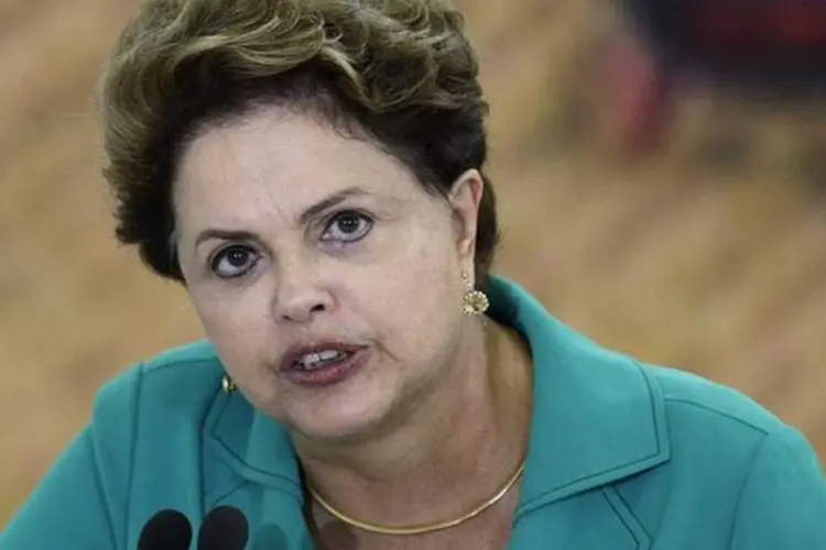 
	Dilma Rousseff: segundo ela, den&uacute;ncias envolvendo a Petrobras &quot;n&atilde;o t&ecirc;m a ver com gest&atilde;o&quot;
 (Ueslei Marcelino/Reuters)