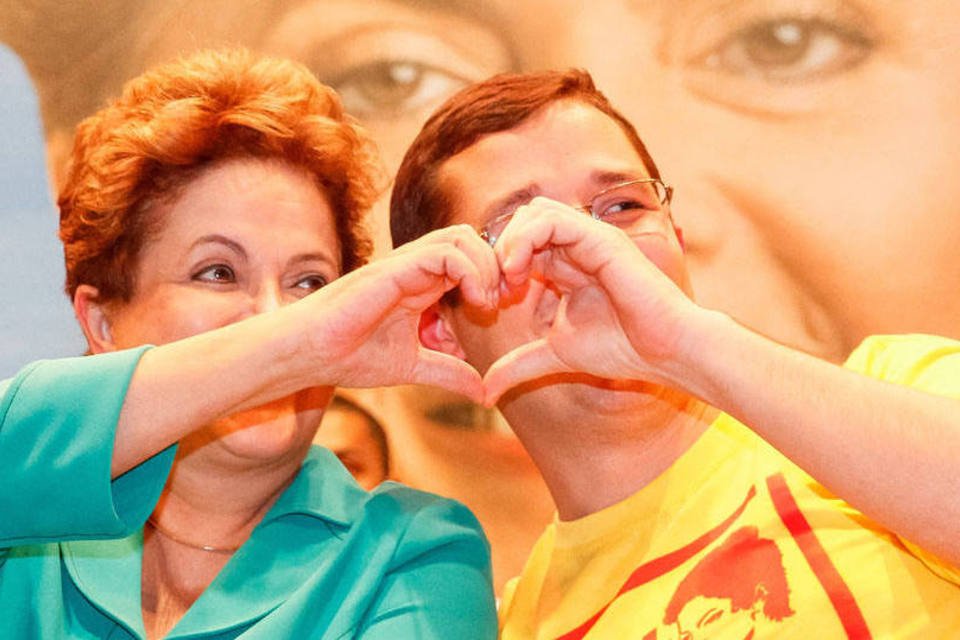 Brasil de FHC era pior do que Argentina de hoje, diz Dilma