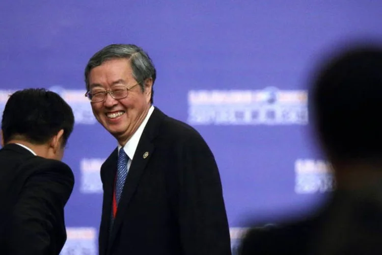
	Zhou Xiaochuan, presidente do Banco do Povo da China: Xiaochuan n&atilde;o detalhou quais medidas podem ser anunciadas se o crescimento cair abaixo dos n&iacute;veis aceit&aacute;veis
 (Tomohiro Ohsumi/Bloomberg)