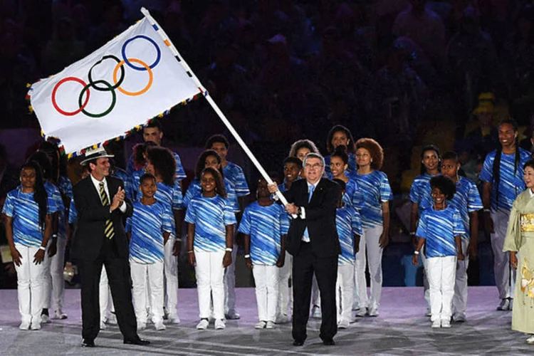 Thomas Bach, presidente do COI, na festa de encerramento da Olimpíada (Pascal Le Segretain/Getty Images)