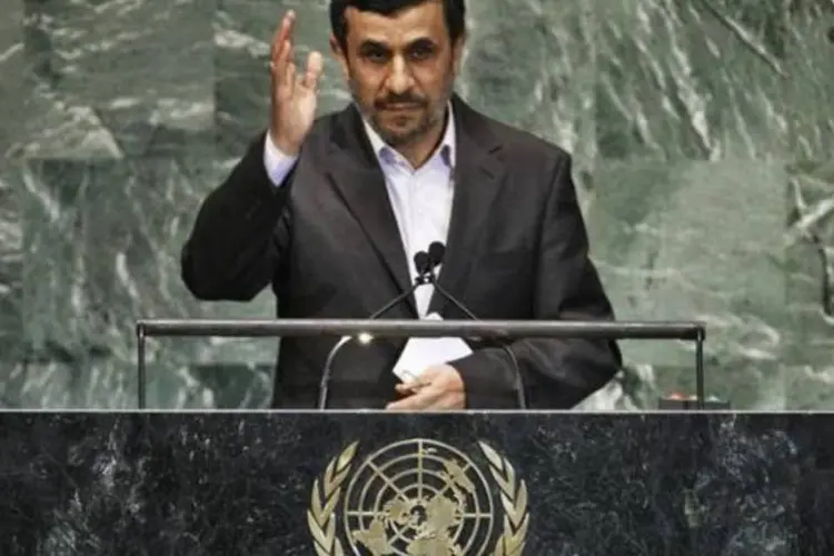 
	Presidente iraniano, Mahmoud Ahmadinejad: &#39;&#39;Estabelecer a paz e a seguran&ccedil;a duradoura com uma vida decente para todos &eacute; uma miss&atilde;o que pode ser conseguida&#39;&#39;
 (Eduardo Munoz/Reuters)