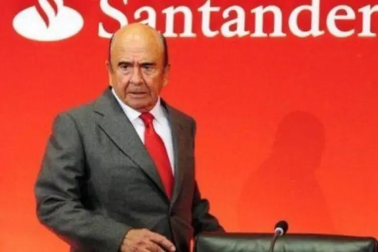 
	Presidente do Santander, Emilio Bot&iacute;n: &quot;dinheiro est&aacute; dispon&iacute;vel imediatamente para financiar empresas brasileiras e de todos os demais pa&iacute;ses que quiserem investir no Brasil&quot;
 (Javier Soriano/AFP)