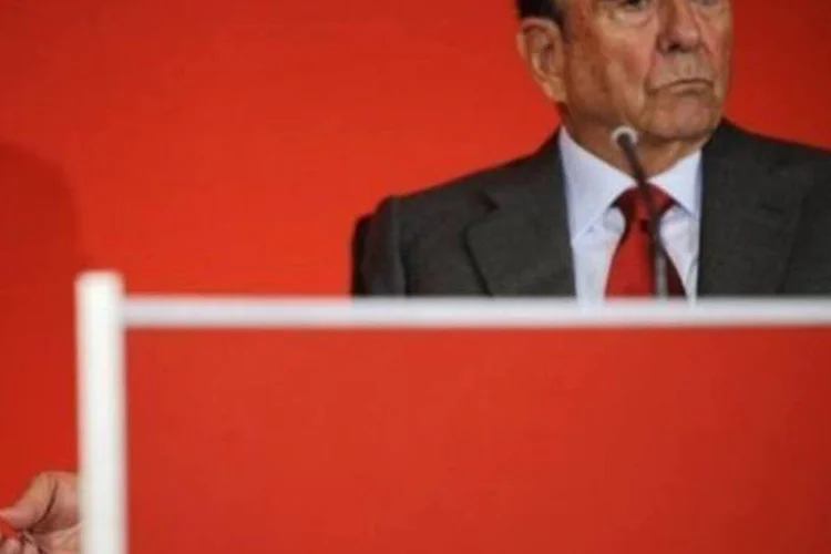 Presidente do banco Santander, Emilio Botín, é investigado por fraude fiscal (Pedro Armestre/AFP)