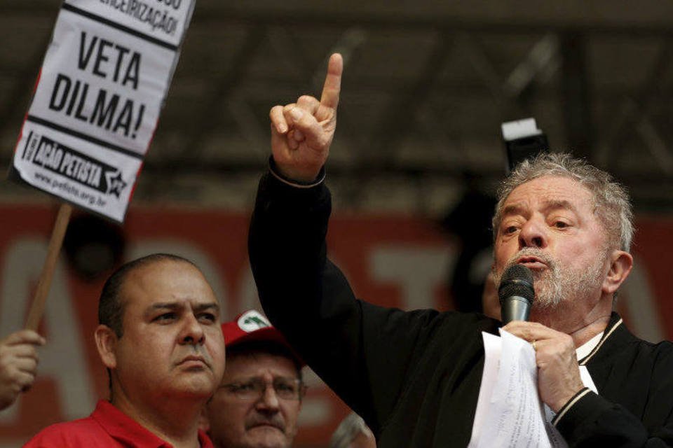 Lula critica Dilma por condução do ajuste fiscal