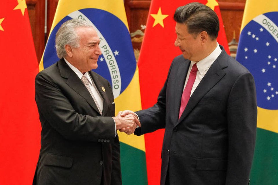 Brasil deve manter silêncio sobre estatuto de mercado chinês