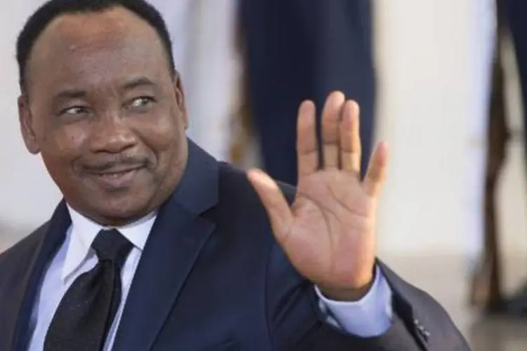 Issoufou Mahamoudou, presidente do Níger: compra provocou a revolta da oposição (Brendan Smialowski/AFP)