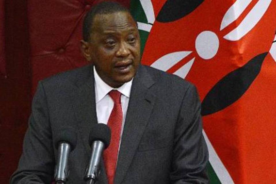 Kenyatta: presidente retornou hoje ao Quênia após participar da cúpula da União Africana na Etiópia, e ainda que não se pronunciou a respeito (Simon Maina/AFP/AFP)