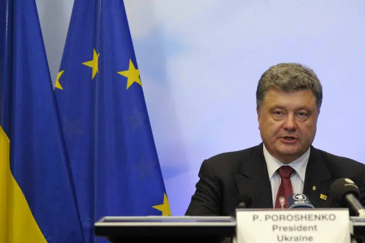 
	Presidente ucraniano, Petro Poroshenko: &quot;este &eacute; um pa&iacute;s em que, h&aacute; alguns anos, apenas 13% estavam dispostos a defender a Ucr&acirc;nia com armas na m&atilde;o&quot;
 (Laurent Dubrule/Files/Reuters)