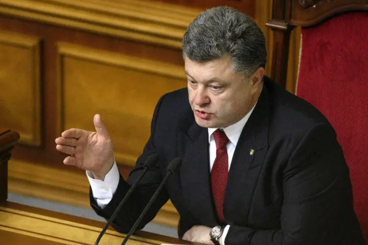 O presidente ucraniano, Petro Poroshenko: Poroshenko fez o alerta após mais uma noite de combates intensos (Valentyn Ogirenko/Reuters)
