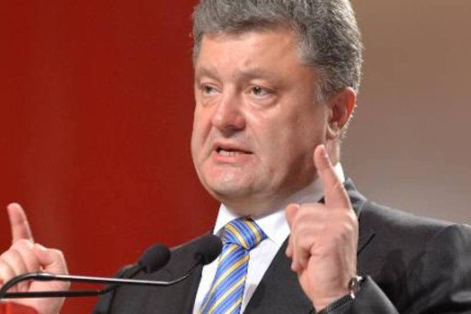 Poroshenko espera que diálogo político leve à paz na Ucrânia
