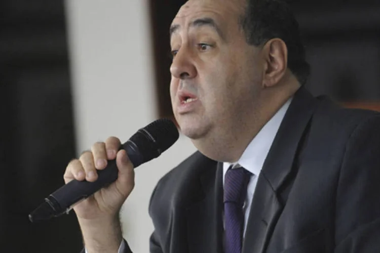 
	Jo&atilde;o Batista de Rezende, presidente da Anatel: &quot;decis&atilde;o do Cade &eacute; natural do ponto de vista concorrencial. Essa &eacute; a compet&ecirc;ncia do Cade&quot;, refor&ccedil;ou
 (Wilson Dias/ABr)