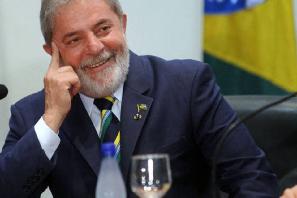 Em 2008, decisão da S&P foi festejada por Lula