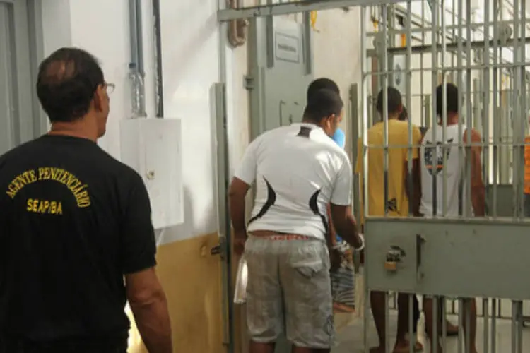 Detentos na Cadeia Pública de Salvador, na Bahia (Alberto Coutinho/Governo da Bahia/Divulgação)