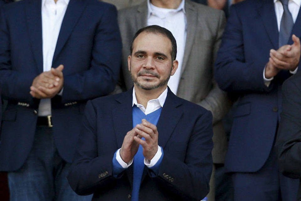 Príncipe Ali pede à Fifa para não adiar eleições