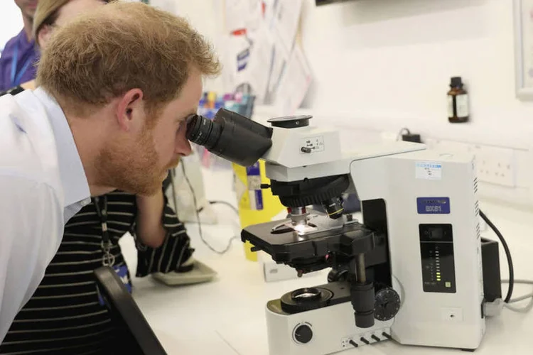 
	Teste: o pr&iacute;ncipe comprometeu-se nos &uacute;ltimos anos na luta contra o HIV, principalmente por meio de sua associa&ccedil;&atilde;o de caridade Sentebale
 (Chris Jackson / Reuters)