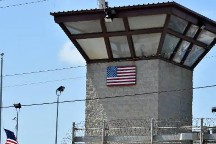 
	Guant&aacute;namo: &quot;Esta visita s&oacute; ser&aacute; frut&iacute;fera quando os Estados Unidos devolverem Guant&aacute;namo a Cuba e quando for levantado o embargo&quot;
 (Mladen Antonov/AFP)
