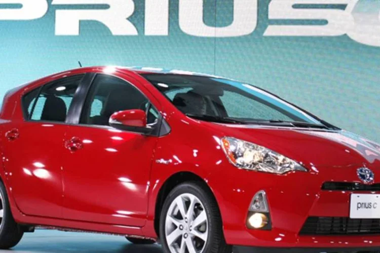 Toyota Prius C: a nova versão do primeiro híbrido do mercado tem tamanho menor, peso menor e autonomia de 53 milhas por galão na cidade (25 quilômetros por litro) (Getty Images)