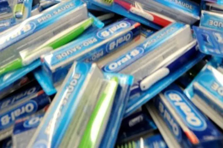 
	Oral B, uma das marcas da P&amp;G: &nbsp;receita da companhia caiu 3,7% no per&iacute;odo, para US$ 20,7 bilh&otilde;es
 (Leonardo Marinho/Contigo)