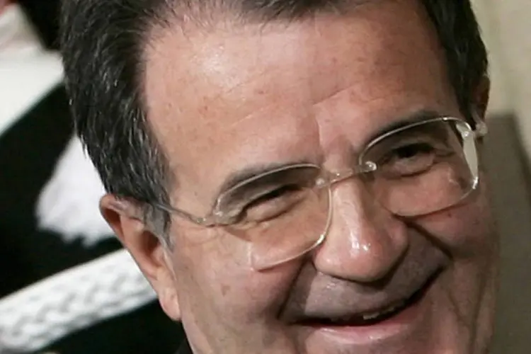 O ex-primeiro-ministro da Itália Romano Prodi: "Agradeço a todos os que me consideraram digno deste cargo", escreveu Prodi em comunicado. ( REUTERS/Tony Gentile)