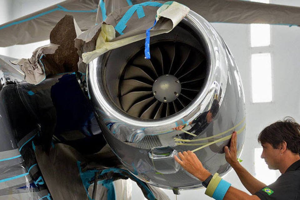 Embraer fechou 2015 com R$1,368 bi a receber da Aeronáutica