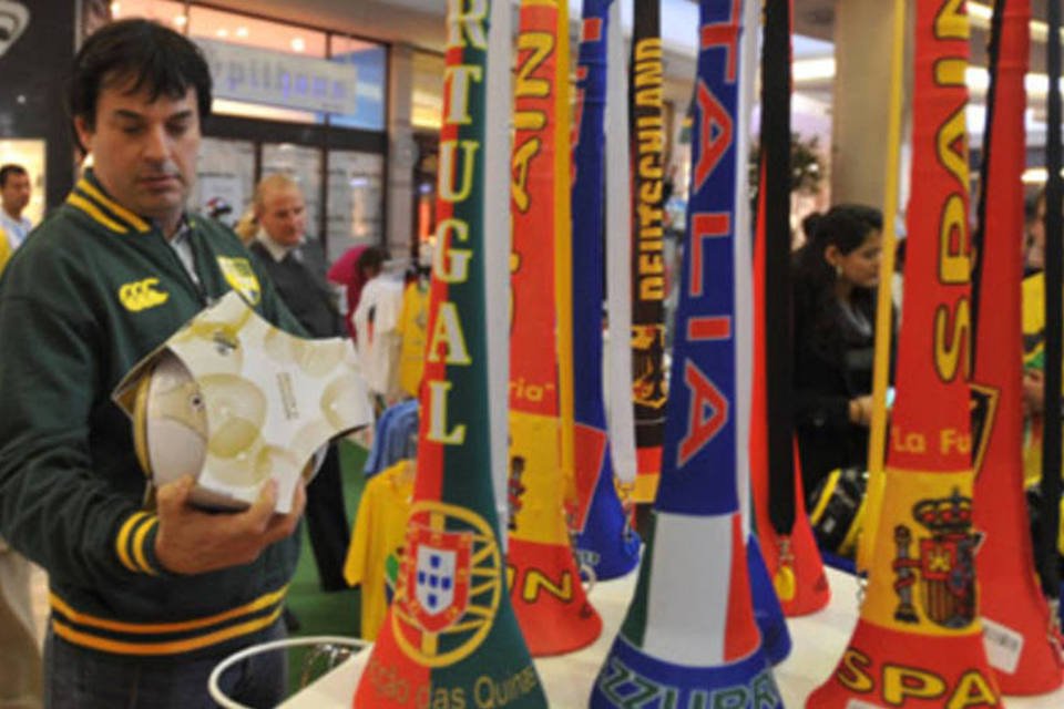 Produtos da Copa somem das prateleiras de lojas de Joanesburgo