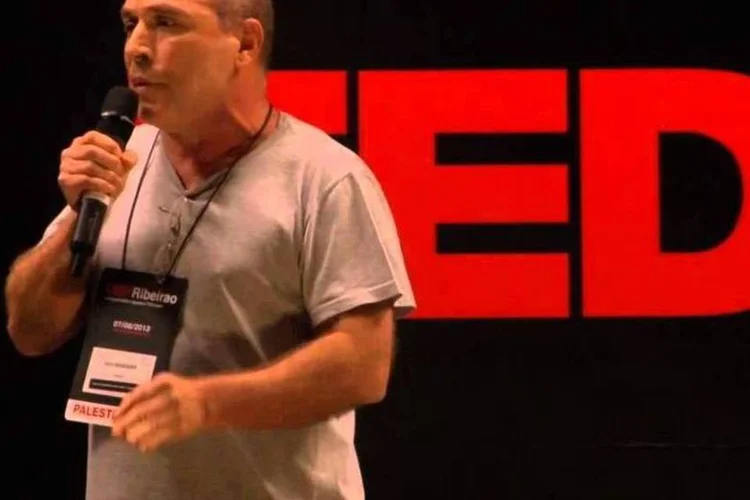 
	Braz Rodrigues Nogueira: professor dedicou a vida a propor alternativas ao atual modelo de ensino
 (Divulgação/ Youtube)