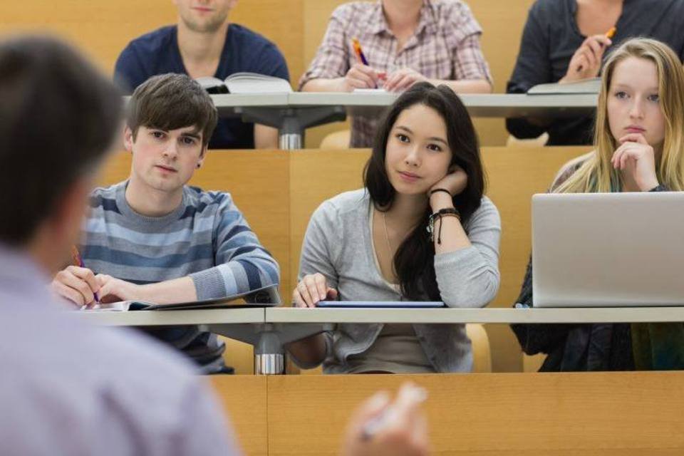 MEC reduzirá repasses ao programa de formação de professores