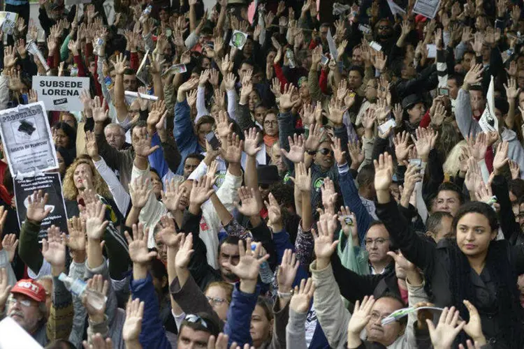 
	Assembl&eacute;ia dos professores da rede estadual de ensino de S&atilde;o Paulo, no v&atilde;o livre do Masp, na avenida Paulista
 (APEOESP)