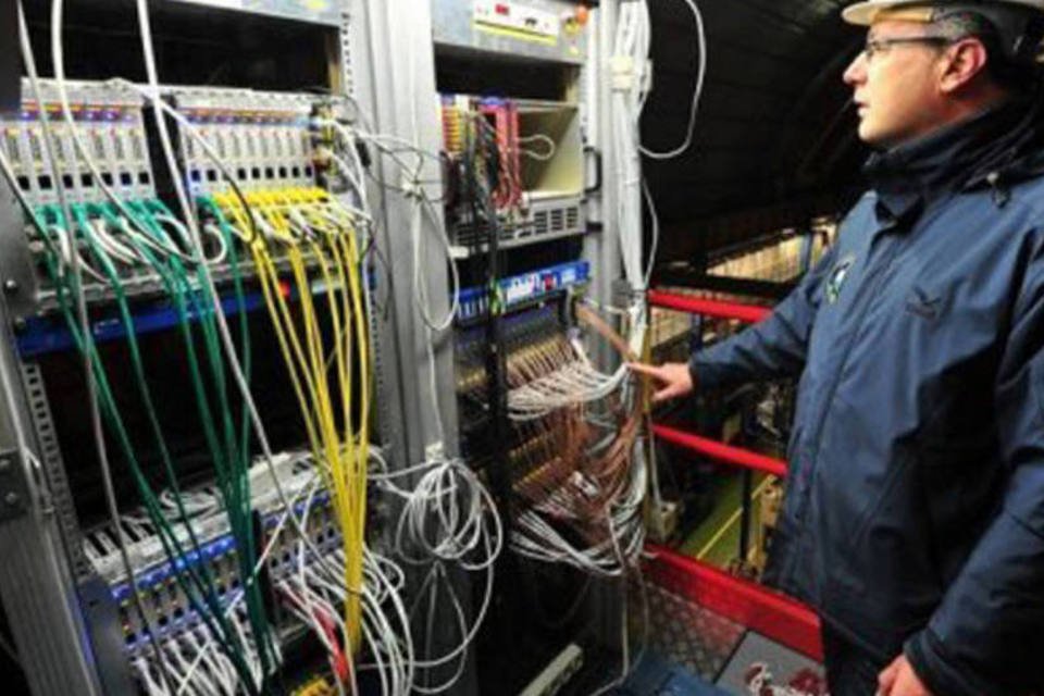 Neutrinos não são mais rápidos do que a luz, conclui CERN