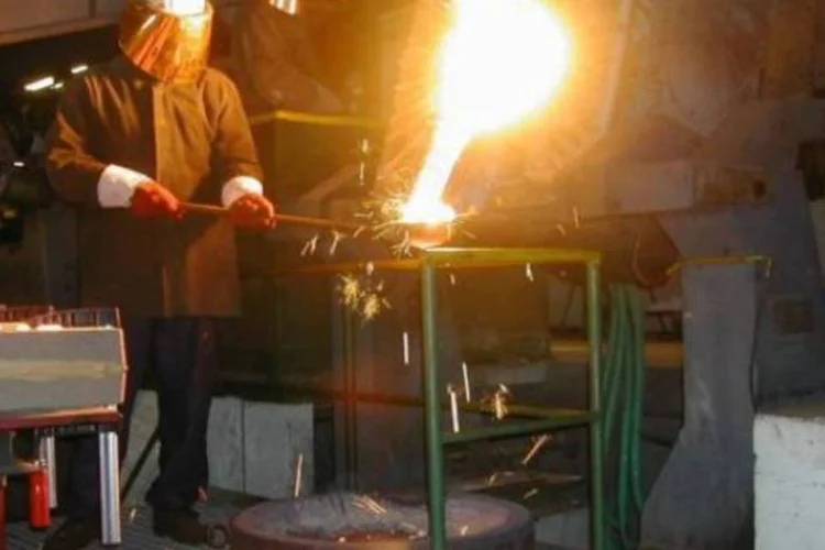 
	A Vale possui minas nos maiores pa&iacute;ses produtores de n&iacute;quel, como o Canad&aacute;. Tamb&eacute;m produz n&iacute;quel na Indon&eacute;sia, Nova Caled&ocirc;nia e tem projetos no Brasil, Jap&atilde;o, Coreia do Sul e Taiwan
 (Agência Vale)
